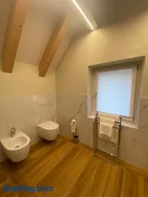 Klamora House - Image 4