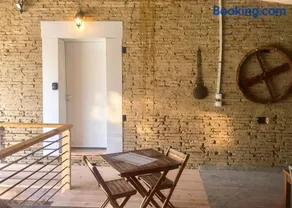 Estudio con terraza, barbacoa y piscina | Vistas al jardín - Image 3