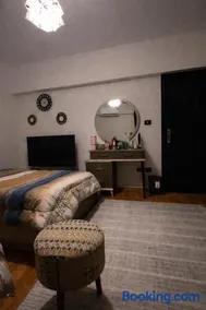 Sheraton Airport Luxury Apartment - Image 3