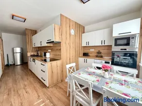 Apartmánový byt Flower - Image 1