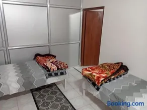 SuryaVinayak Home Stay - 10min walk from Railway station - Image 2