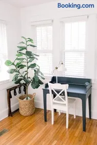 Cape Charles Cottage - just blocks from beach & downtown! - Image 3