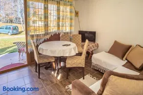 House Jaksic - Image 5