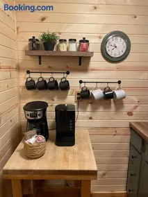 Cozy Lumberjack Cottage - Image 4