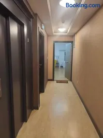 A 10 mins d'aéroport d'ORLY logement lumineux chaleureux - Image 4