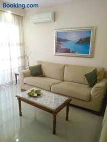 Maria's Garden House - Image 1