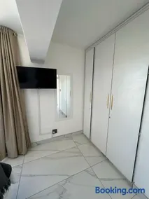 Durban Luxury Apartments,76 Oceanic - Image 5