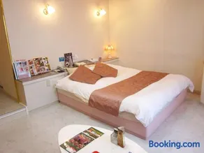 Pal Hotel Isahaya (Love Hotel) - Image 5
