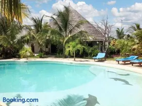 Spacious accessible house in Watamu, shared pool - Image 2