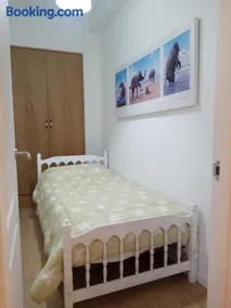 APARTAMENTO EN EL CENTRO DE LALIN - Image 4