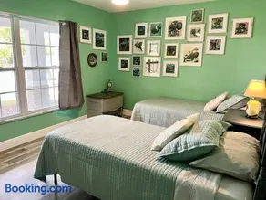 Sanford's Seahaven - Image 3