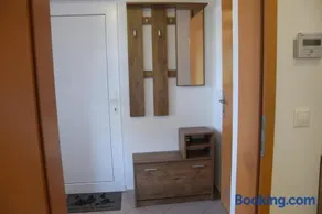 COMFY and BRIGHT Apartment - Image 2