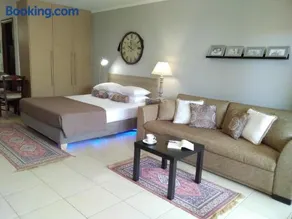 Villa Adelais App - Image 2