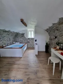 "Rosa di sera" - Relax in Toscana con Spa privata - Image 3