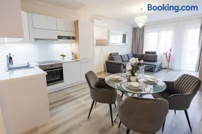 Central Residence - Image 2