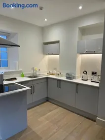 Town centre apartment - Image 4
