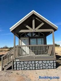 093 Star Gazing Tiny Home nr Grand Canyon South Rim Sleeps 8 - Image 2