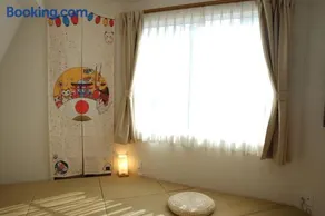 Ueno 10minutes, Tokyo University 10minutes, three BR, three toilets, Max 10 people Free parking - Image 4