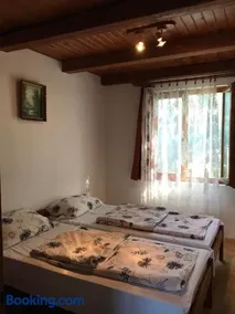 Vénusz Üdülőcentrum - Image 1