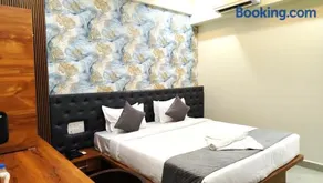 Hotel Empire - Image 3