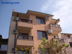 Family Hotel Malibu - Image 3