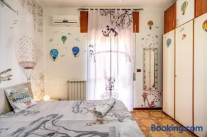 SWEET HOME LULLABY - free parking - Image 2