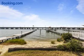 Water Front Delight On The Bay Home - Image 2
