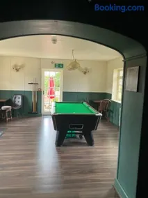 The Dawnay Arms Hotel - Image 2