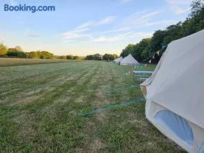 Readers Field Glamping - Image 3