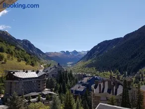 Studio right on the slopes in Baqueira Beret - Image 3