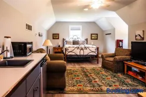 Kettle Moraine Flat by Simple Life Rentals - Image 2
