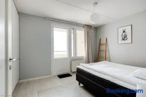 Bright, 2-bedroom home next to Suvilahti - Image 1