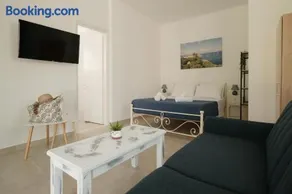 Agatha's central bright modern luxury apartment-2 - Image 3