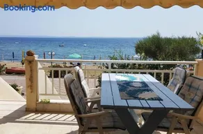 The Beach House Gerakini Chalkidiki - Image 1