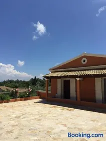 Eleana's apartments - Image 1