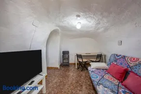 Cueva - Image 2