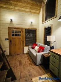 The Shack on Farmers Creek - Image 2