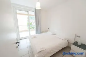 Modern 3 bedroom apartment on Lake Maggiore - Image 5