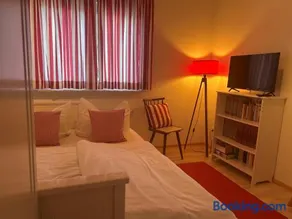 Petite Bellevue II - Image 2