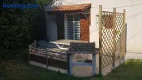 Maison charmante à Bussac-Forêt avec piscine partagée - Image 3