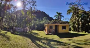 Casa com Deck e Lareira a 13km do Petar - Image 2