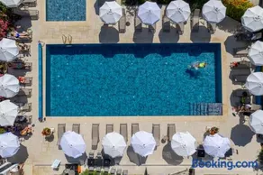 Aquamarine - Beach & SPA Hotel- All inclusive & FREE PARKING - Image 4
