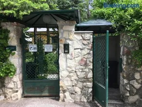 Buda Hills villa apartment - Image 2