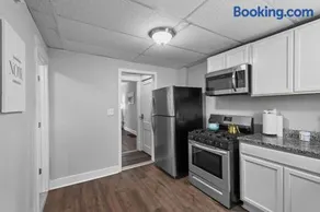 Affordable Indy Stay - Image 4
