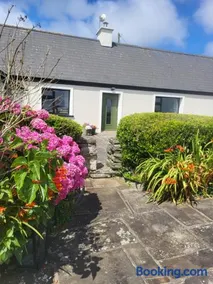 Rose Meadow Cottage - Image 1