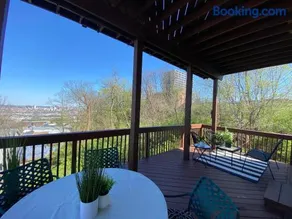 Downtown Views-Prime Location! - Image 4