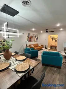 Casa Blanca - Minutes from Tech and GSU - Image 3
