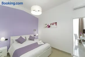 Suite & Luxury Rooms Palazzo Diomede Carafa - Image 3