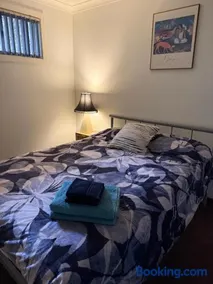 2x1 granny flat close to Perth Airport - Image 3