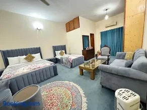 UK Lodge - Image 1